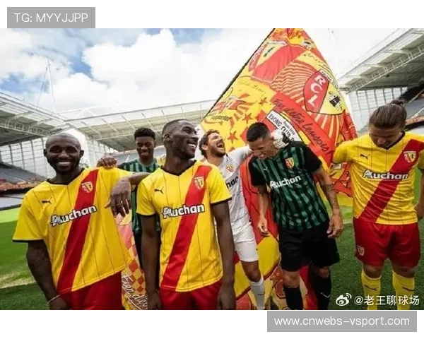 朗斯客场挑战斯特拉斯堡，领头羊乘胜追击